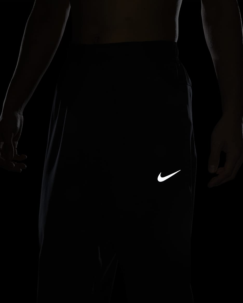 Nike Form Men s Dri FIT Tapered Versatile Trousers